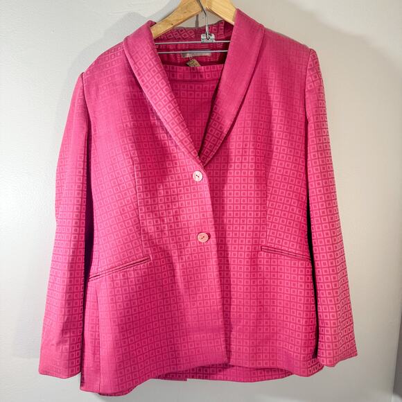 Italian Hot Pink Jacquard Skirt Suit Power Blazer & Pencil Skirt Barbiecore - Picture 1 of 13